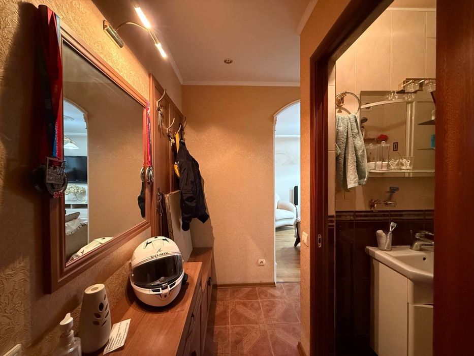 Добротная 3к на Бугском бульваре