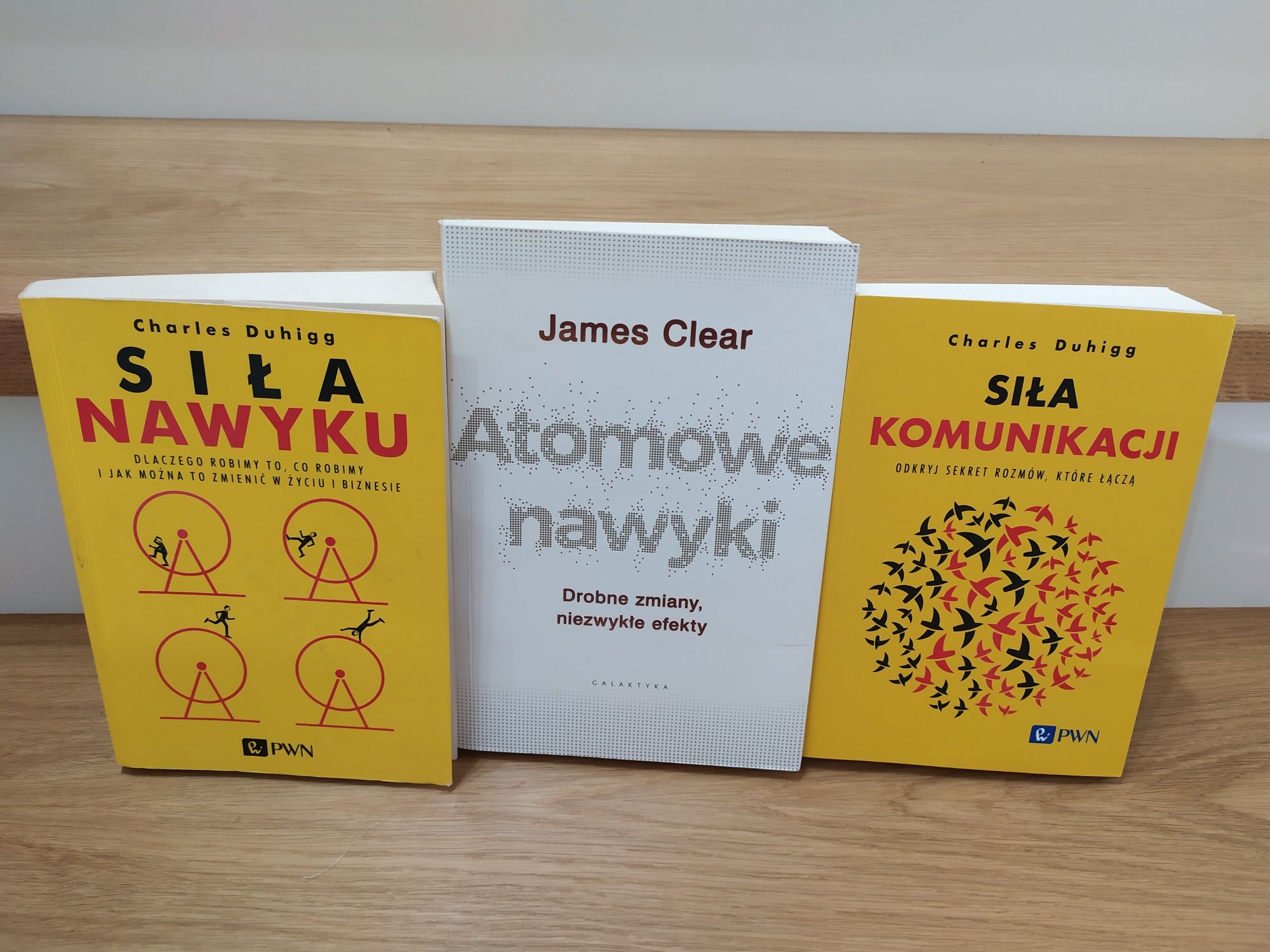 Charles Duhigg James Clear Siła nawyku Atomowe nawyki Siła komunikacji
