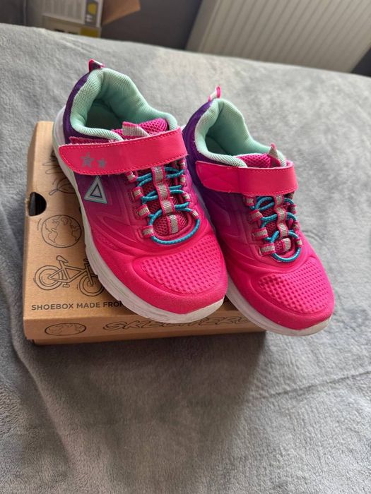 Кросівки для дівчинки Skechers