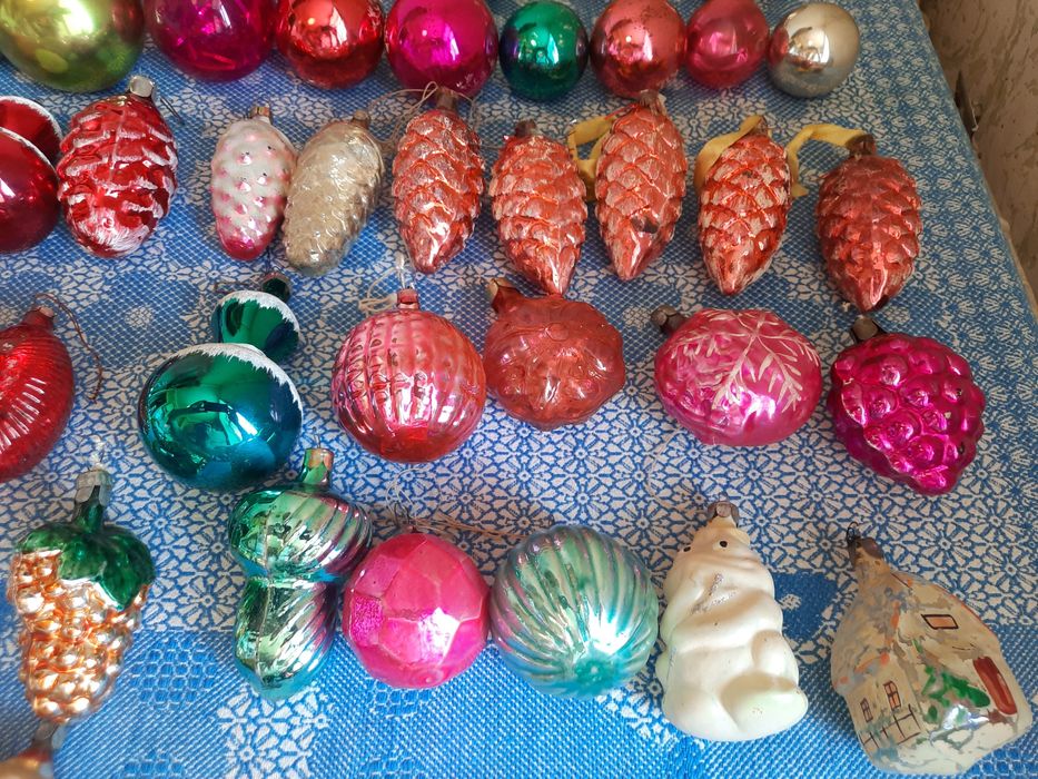 Продам елочные игрушки производства ссср