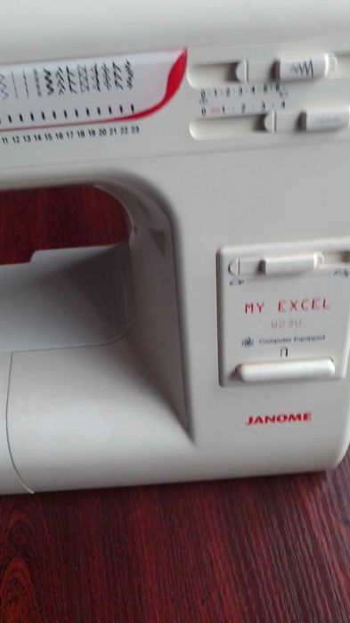 Швейна машина Janome W23U в отличном состоянии