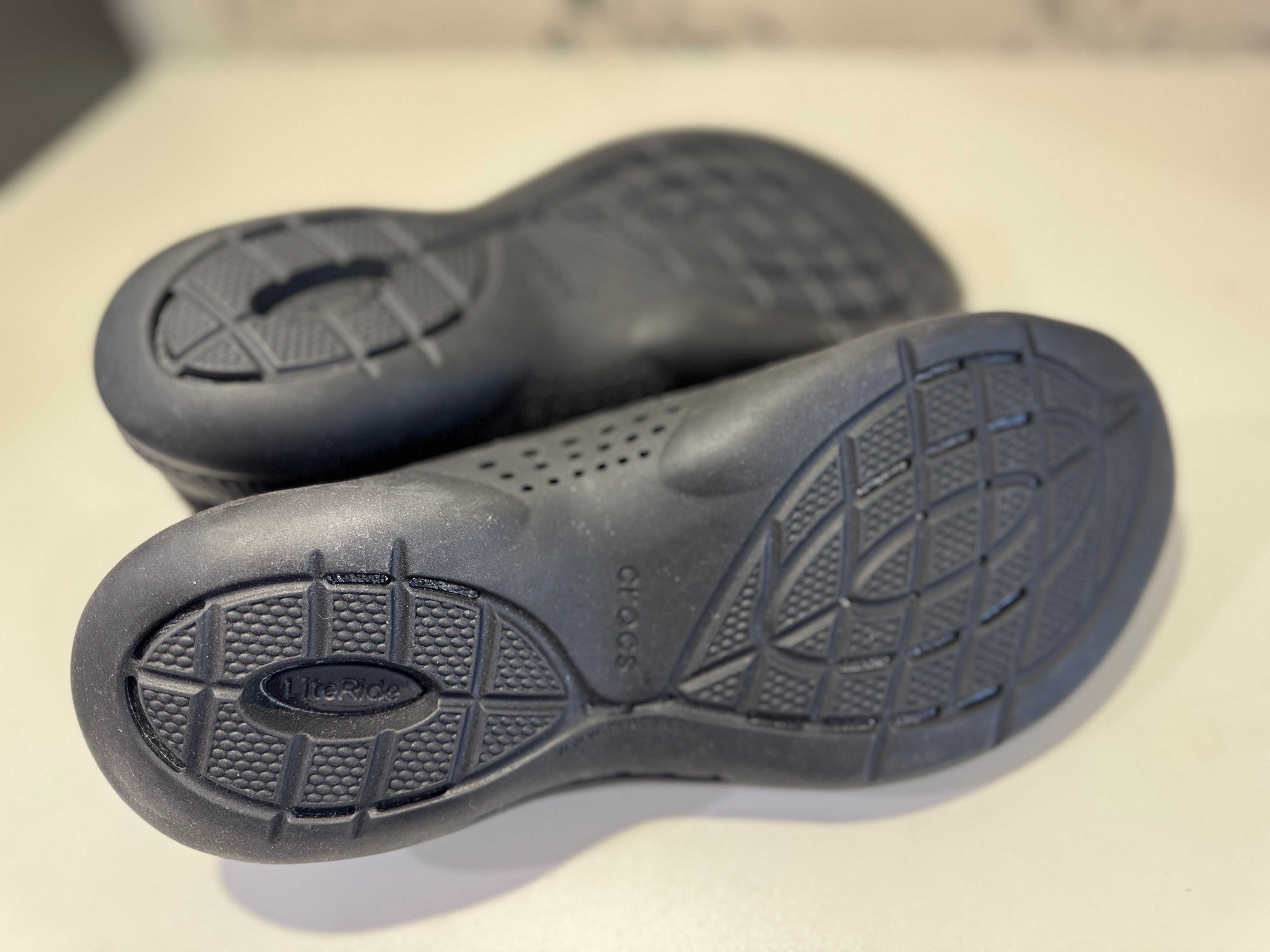 Кросівки унісекс Crocs Literide 360, 42-43р