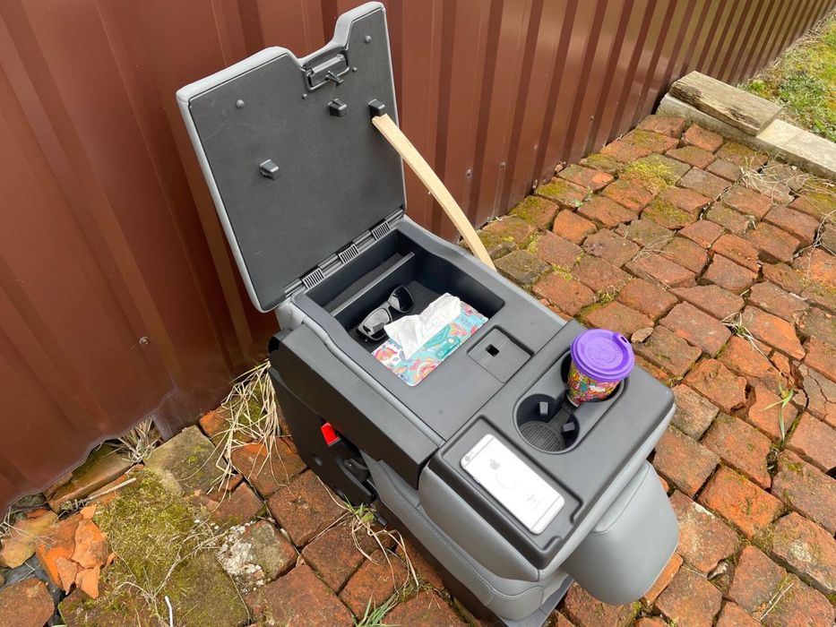 Сидіння в автобус додаткове сиденья в маршрутку бардачок підлокітник