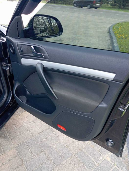 Шкода Октавія FL 1.8