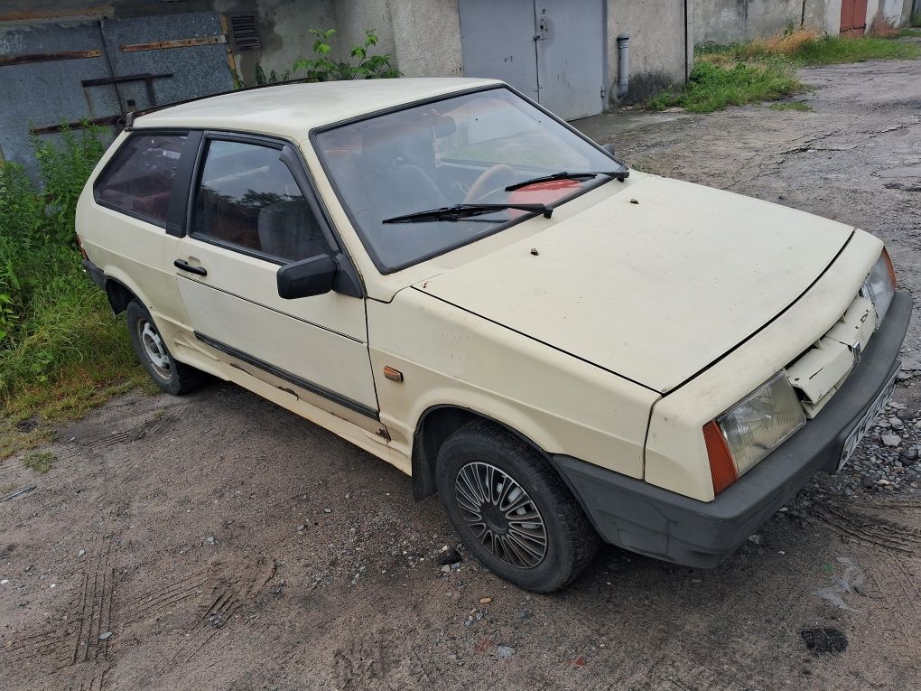 Продаю ваз 2108,