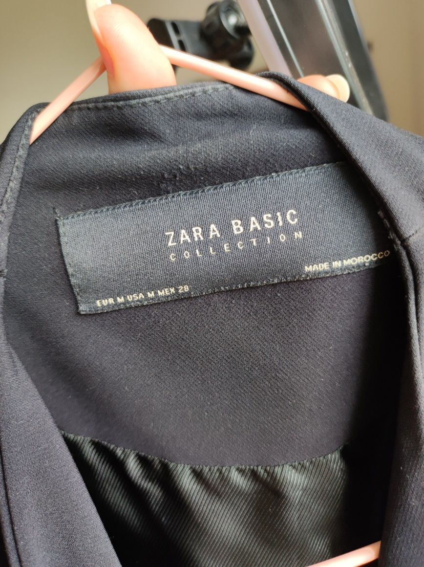 Класична подовжена жилетка Zara