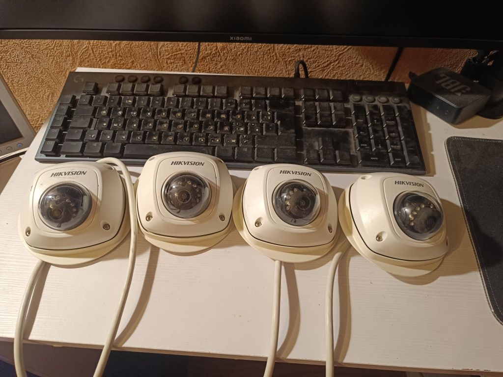 IP відеокамера Hikvision DS-2CD2512F-IS