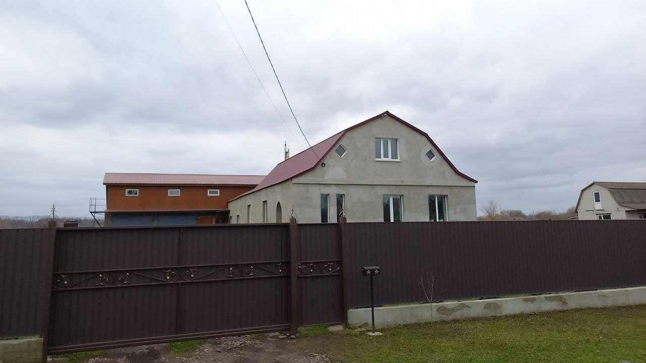 Продаж нового будинку в м. Городище, 50км від Черкас!