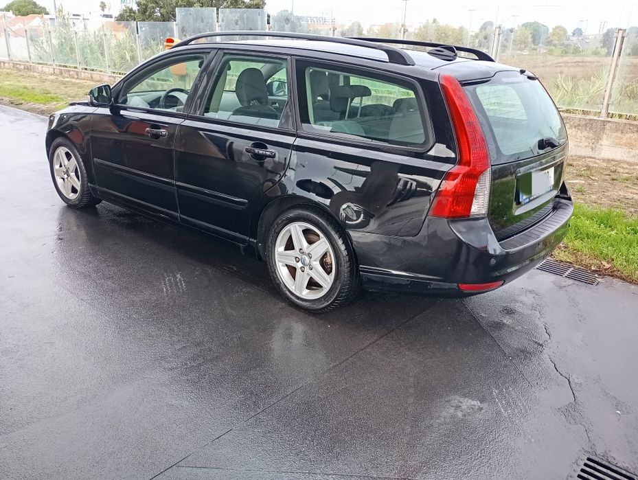 Volvo v50 impecável