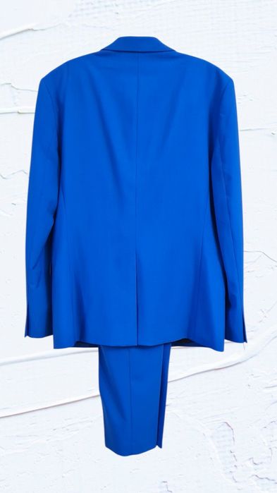 Чоловічий костюм Express