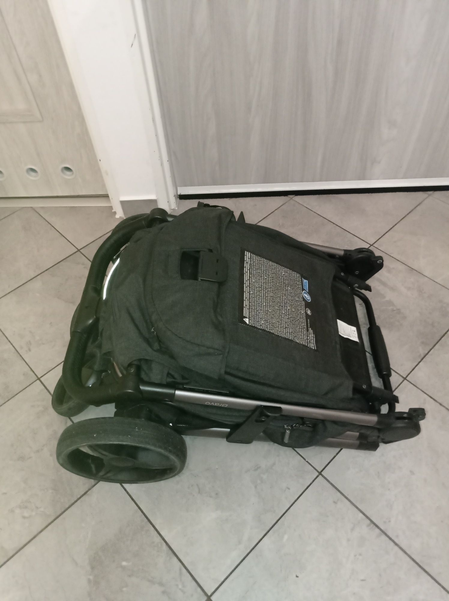 Sprzedam wózek dziecięcy spacerowy Bravo.