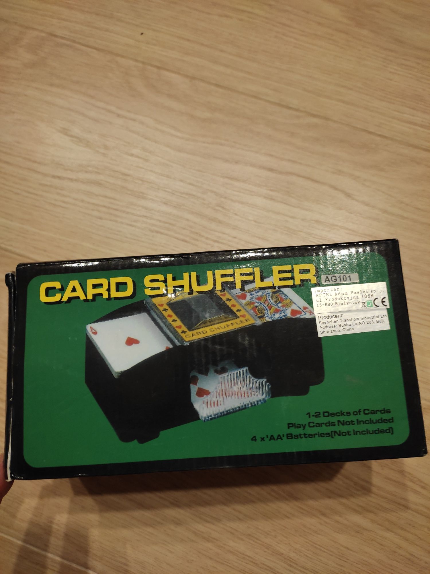 Card shuffler nowe
