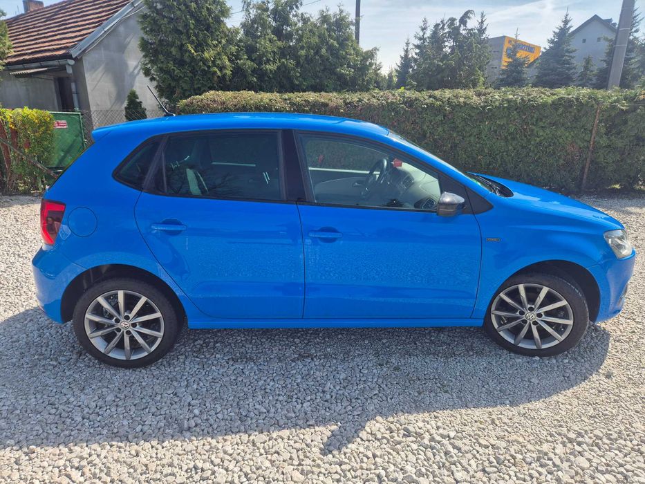VOLKSWAGEN POLO 2014 1.0 Mpi FRESH Alufelgi nowe opony Serwis 2 klucze