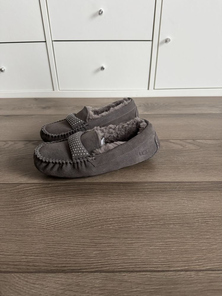 UGG Dakota жіночі мокасини оригінал 38р