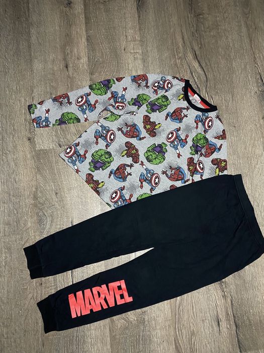 Марвел піжама хлопчику 8-9р. комплект кофта-штани