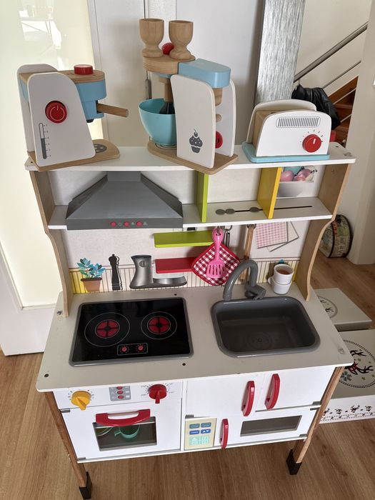 Brinquedo Cozinha completa com acessorios
