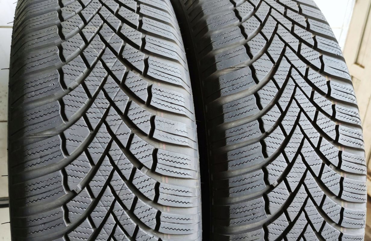 2x 215/65r17 Bridgestone Blizzak Lm005, 103h