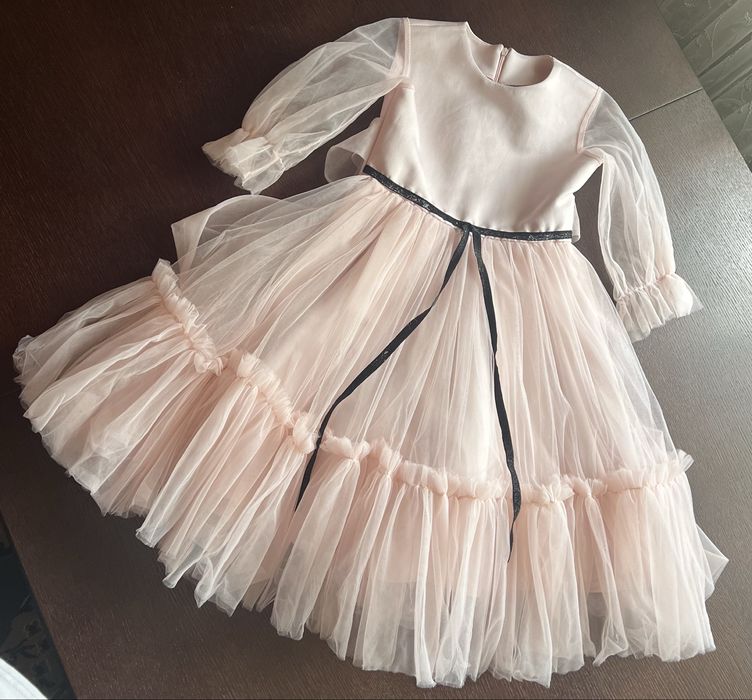 Продам плаття 116р