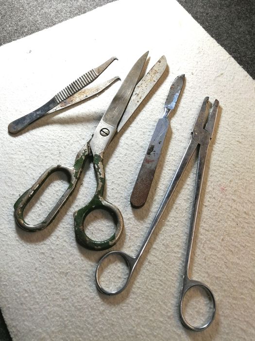 Підбірка інструментів зі сталі радянського періоду