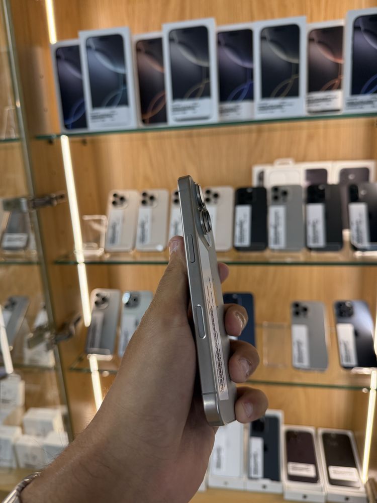 IPHONE 16 PRO 256GB SEMI NOVO
