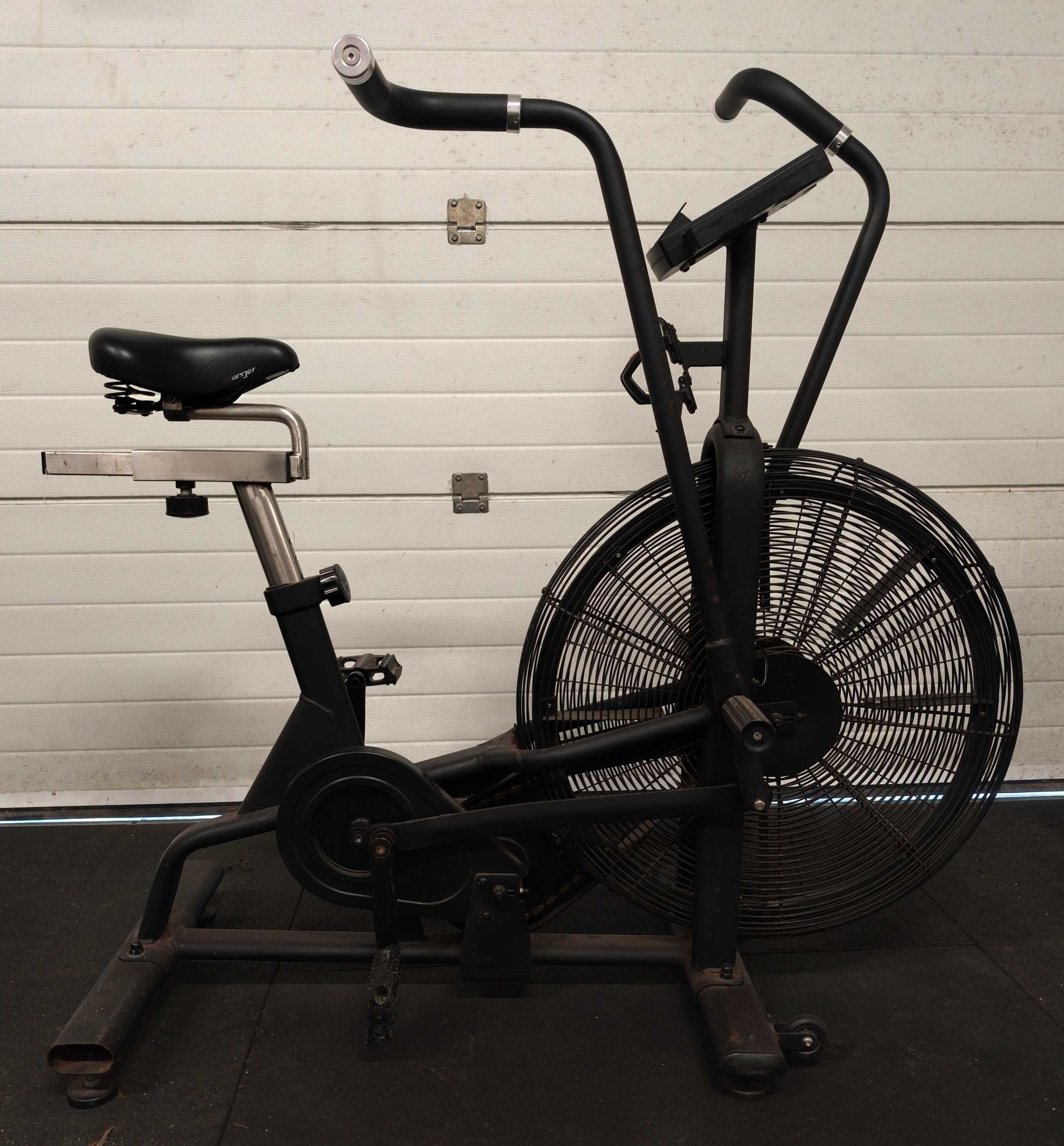 AIR BIKE em muito bom estado
