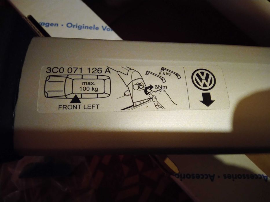 Продам рейлінги - поперечини VW Passat Limousine 05 оригінал VAG