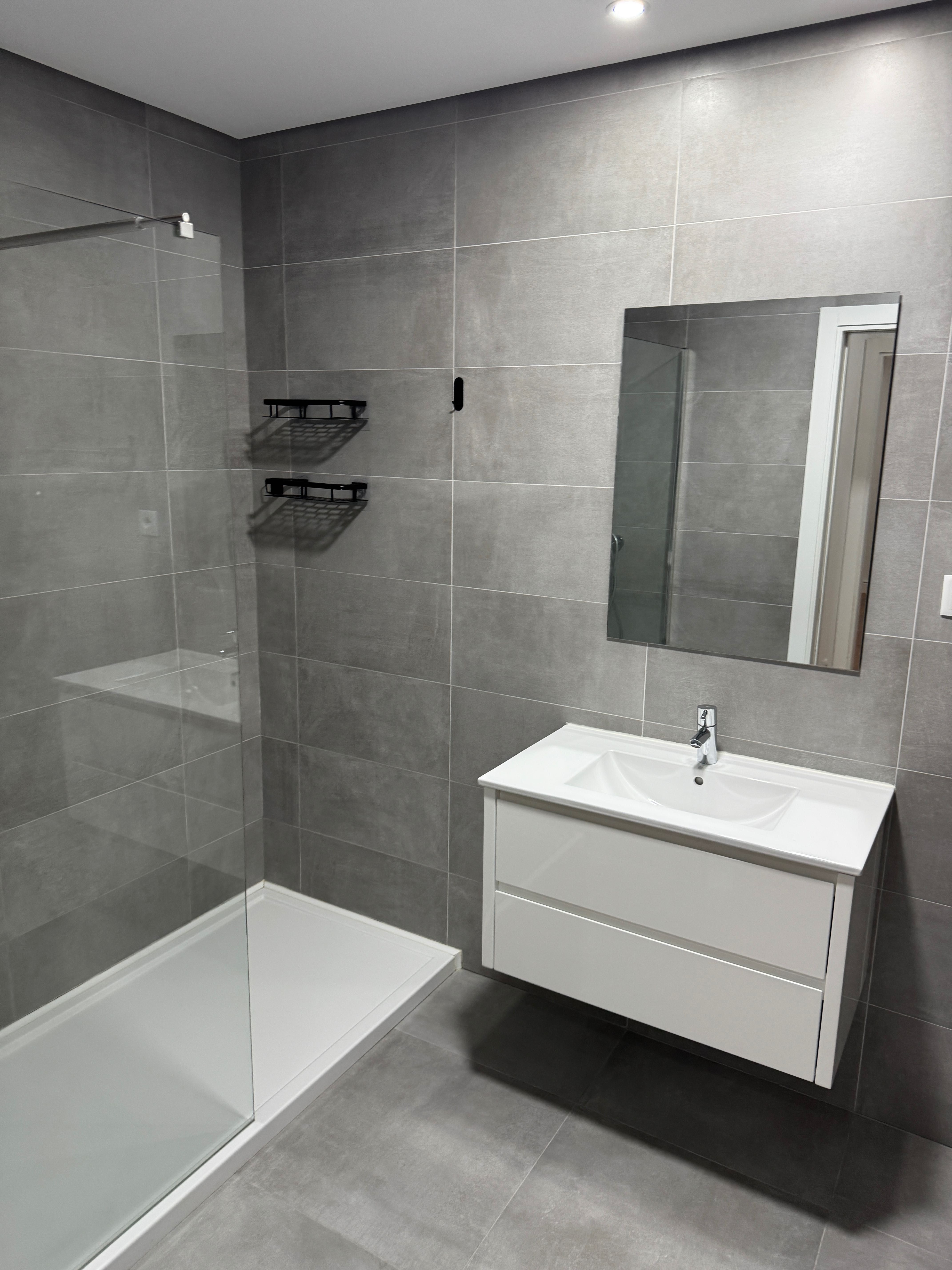 Apartamento T2 semi-novo