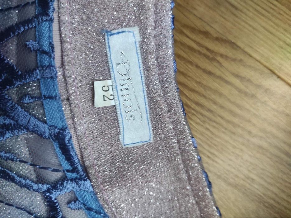 Плаття блакитне