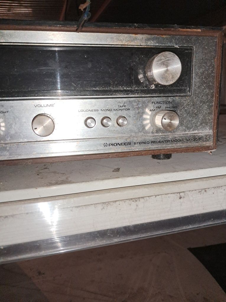 Pioneer SX-300 Amplituner Radio jakość i moc PRL