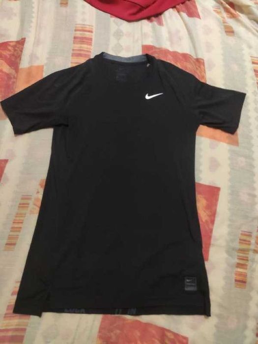 Футболка NIKE PRO L комперссионная