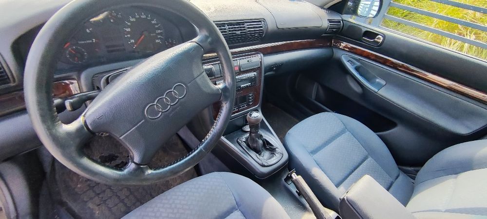 Audi A4 B5 1.8 125KM LPG Nowy akumulator, 2 komplety kol
