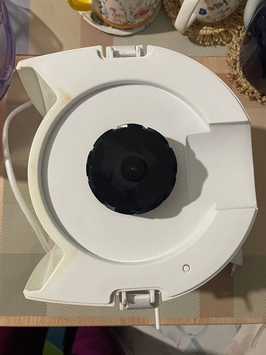 Центрифужна/ відцентрова соковичавилка/ соковитискач Philips