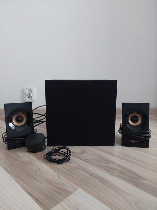 Logitech Z 533 Głośniki 2.1