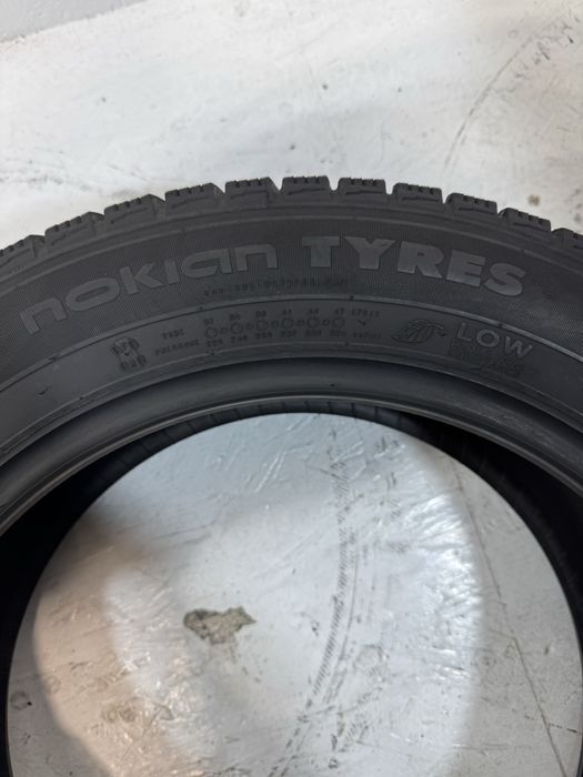 Шини зимні Б/У 205/55R16 Nokian Nordman RS2