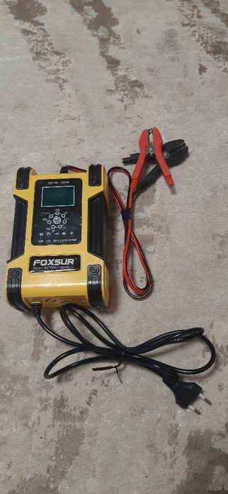Зарядний пристрій для акумулятора, 6-12А / 24-12V