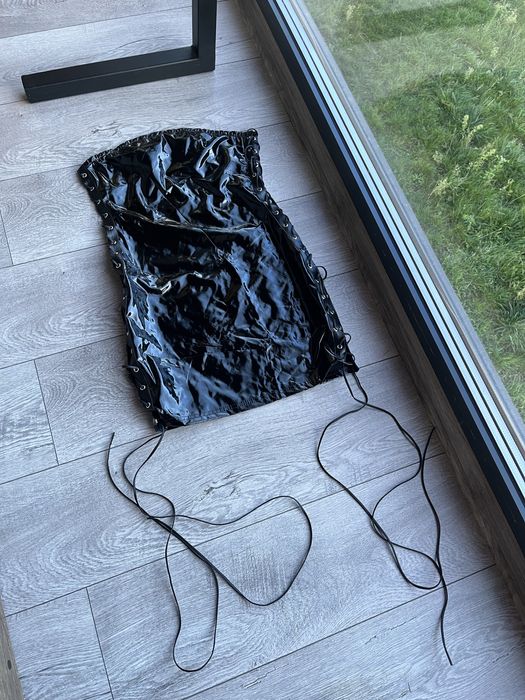 Латексна сукня oh polly і латексні нові ботфорти