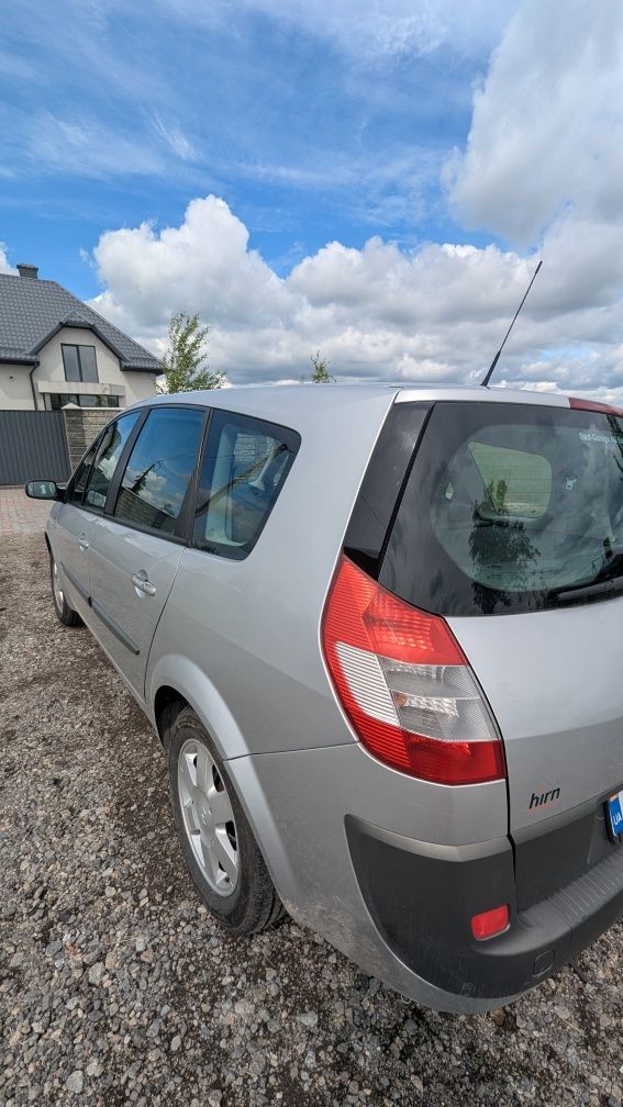 Від власника Renault Scenic 2006 7 місць бензин