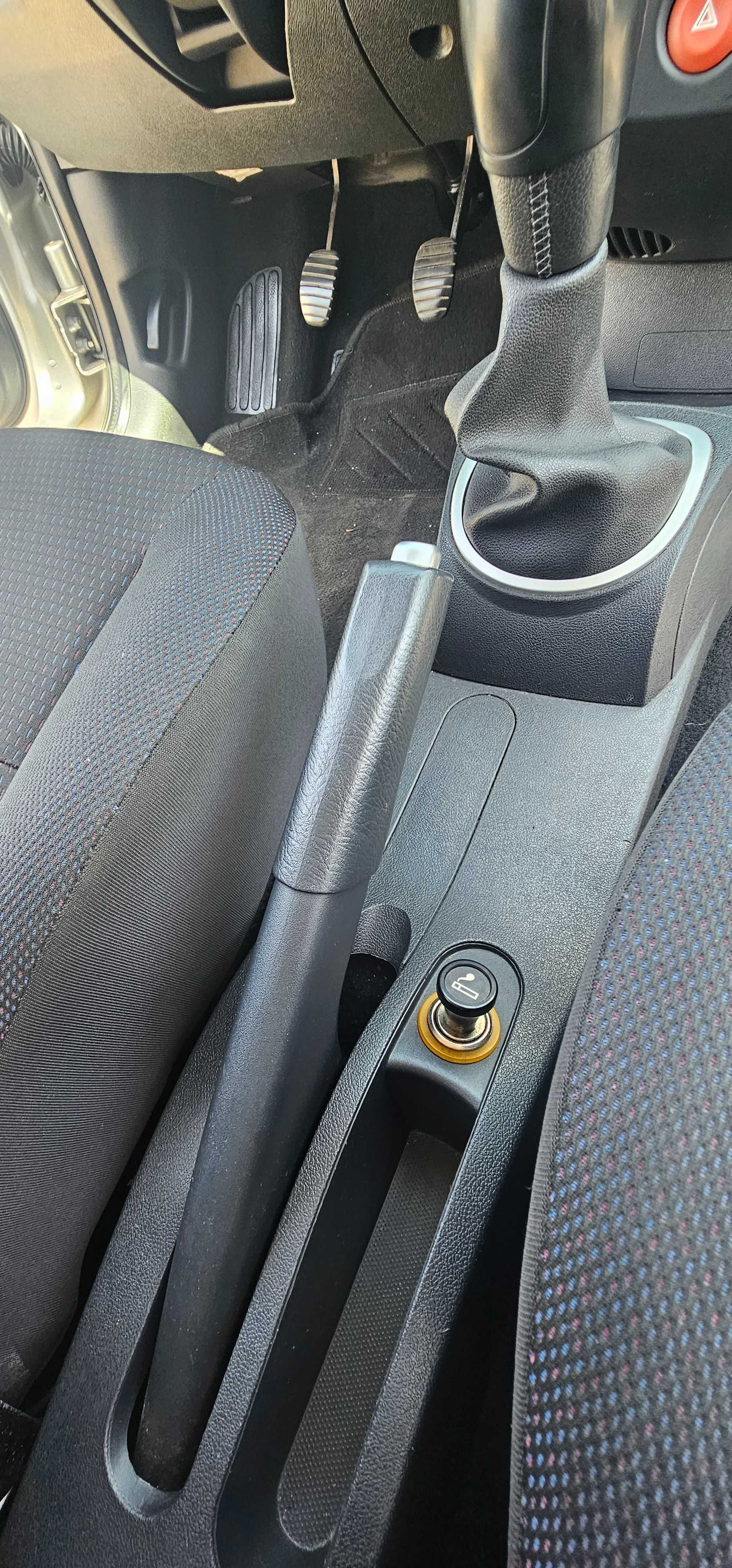 Renault Clio Break 1.2 16v – 101cv – Revisões em dia!