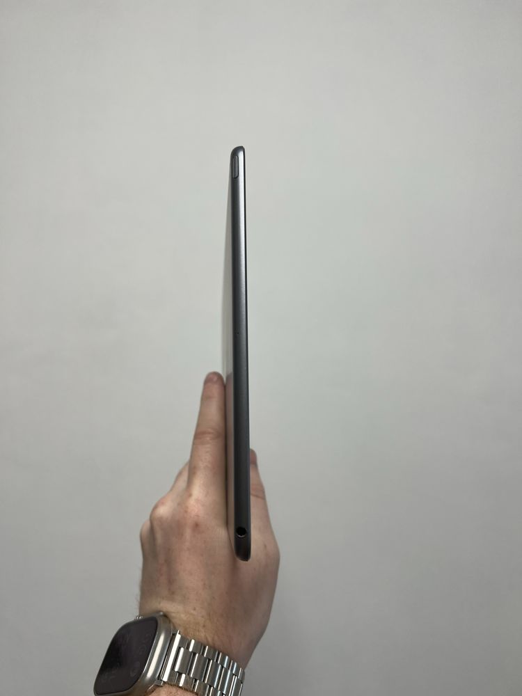 Apple Ipad air3 2020 64 акб94% в отличном состоянии Apple pencil