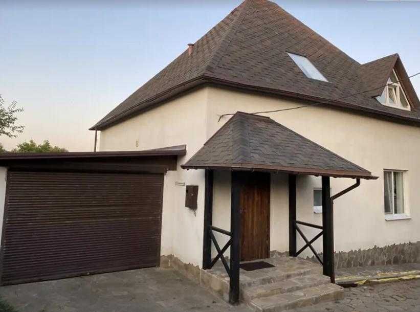 Продам добротний  будинок в районі Нових будинків.