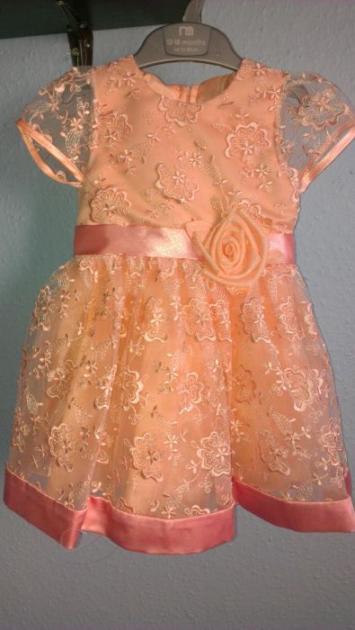 Платье нарядное р-р 80-86