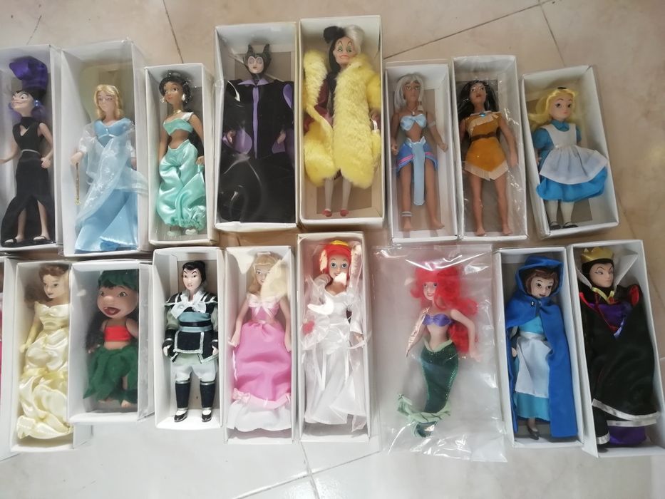 Bonecas porcelana Disney