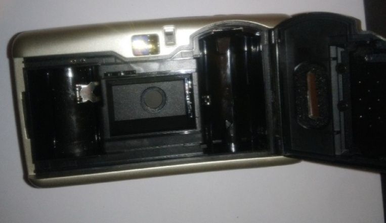 Sprzedam Analogowy Aparat Fotograficzny Traveler AF MINI