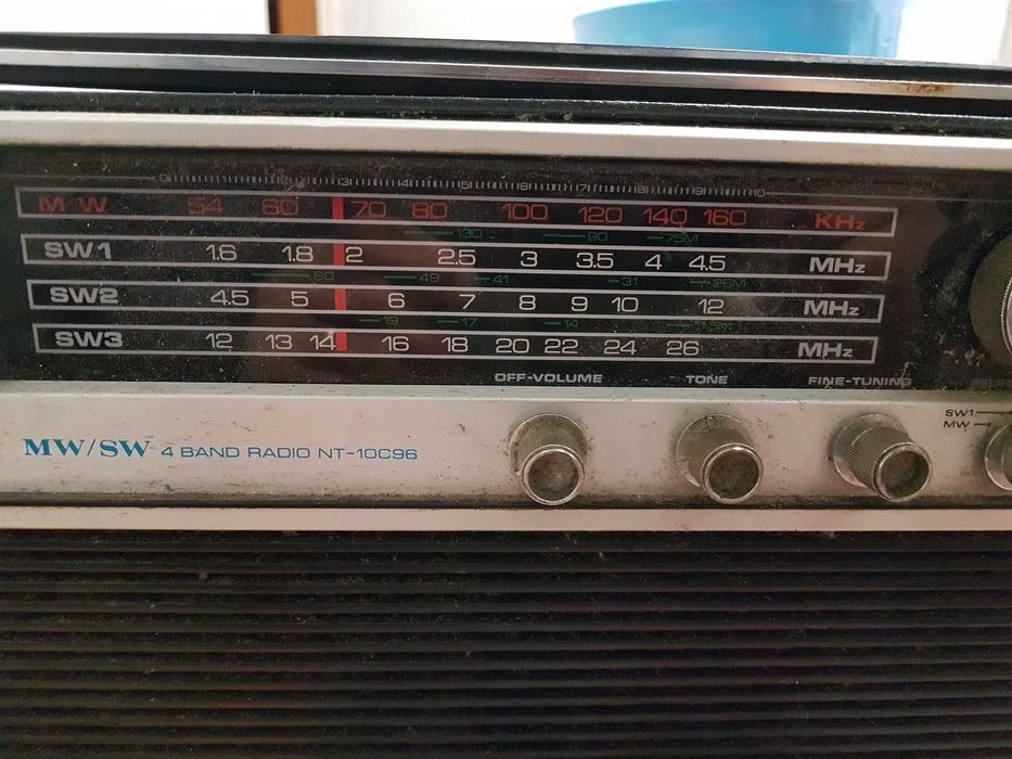 Radio NEC vintage 1973 australiano