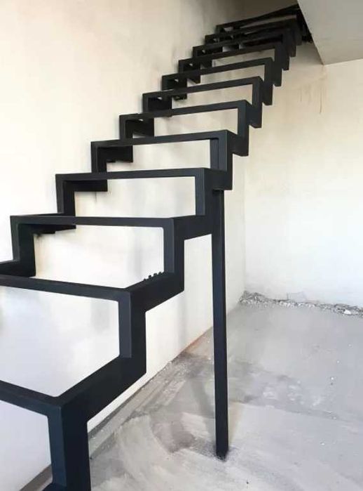 Сходи з чорного металу. Замовлення. Встановлення. Обробка