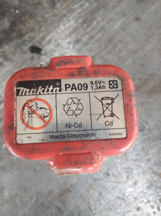 Шуруповерт макіта