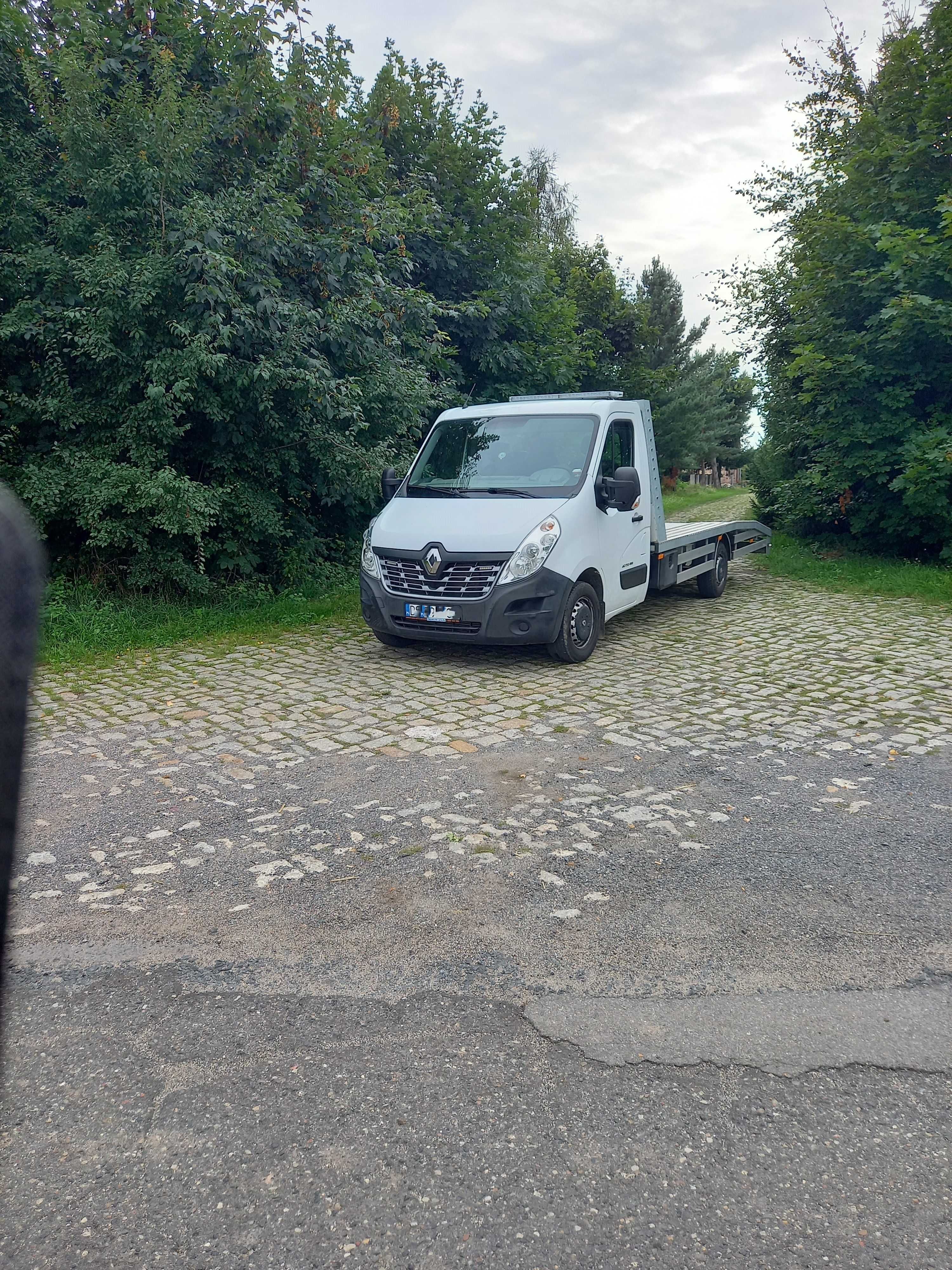 auto-hol transport na lawecie pomoc drogowa autolaweta