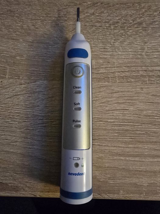 Szczoteczka Nevadent