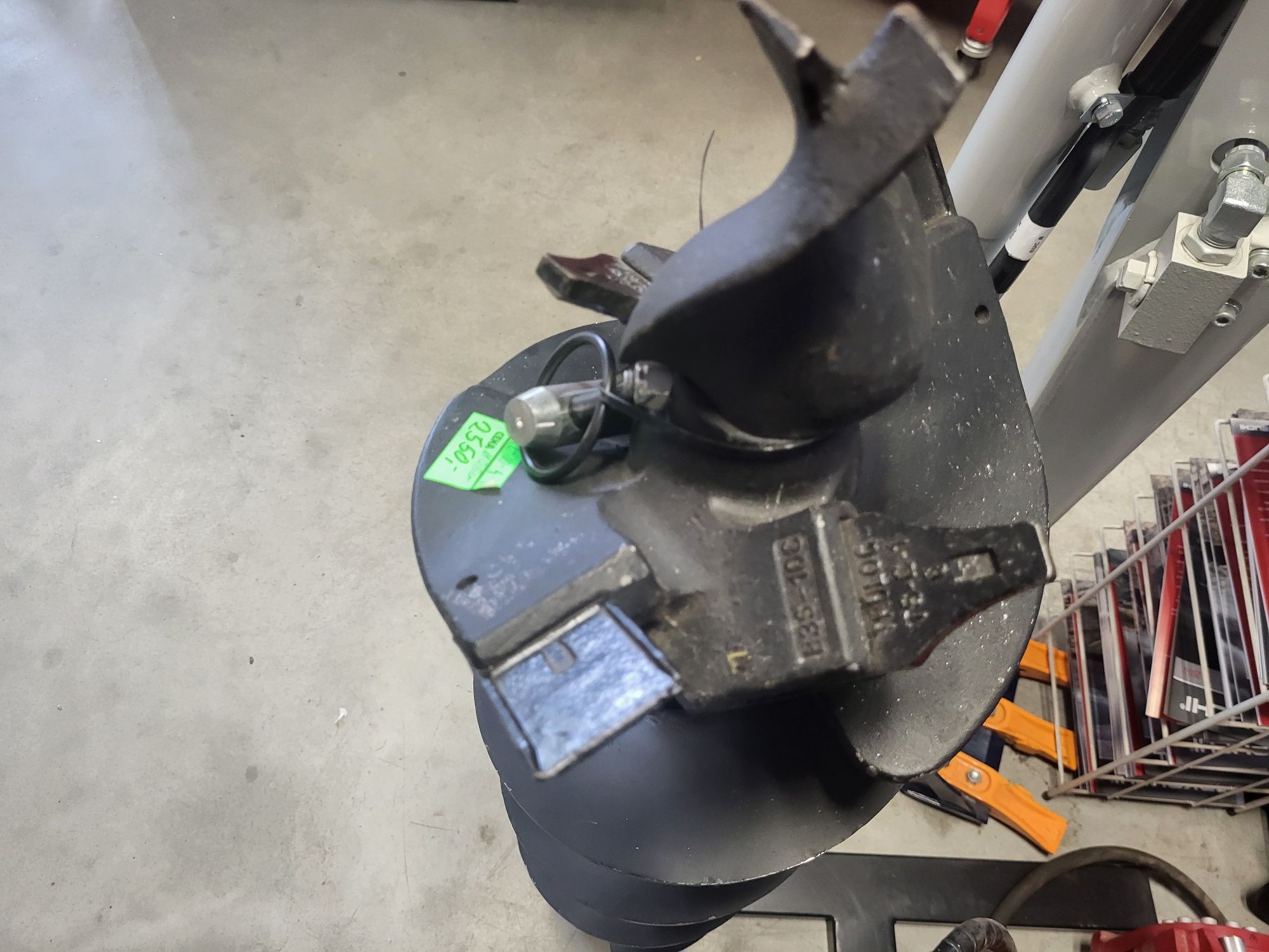 Wiertło do wiertnicy do koparki DIGGA A4-TL 300mm ziemia świder