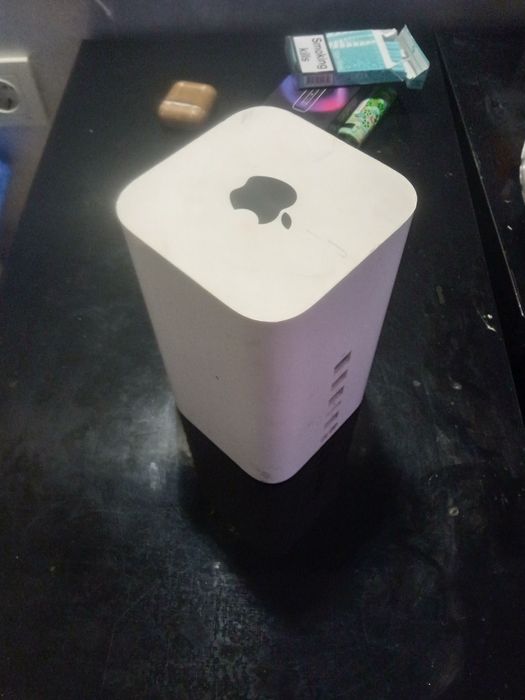 Apple Airport time 2TB маршрутизатор (роутер)